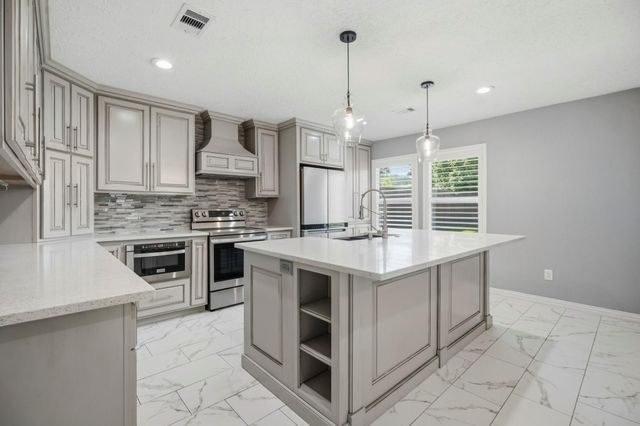3714 Townes Forest, Friendswood, TX, 77546