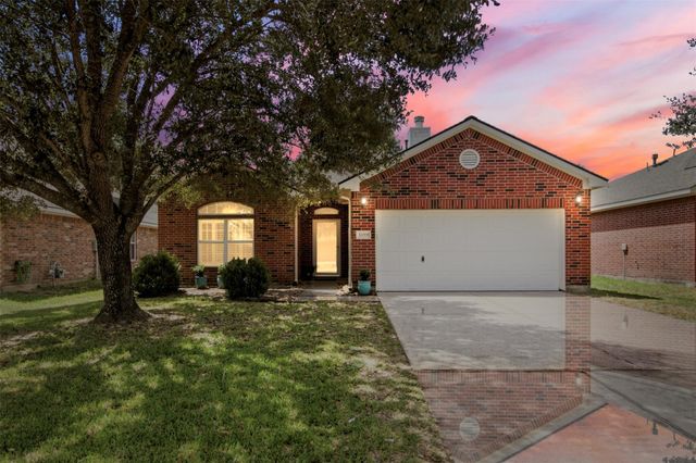  32019 Sue Ln, Pinehurst, TX 77362