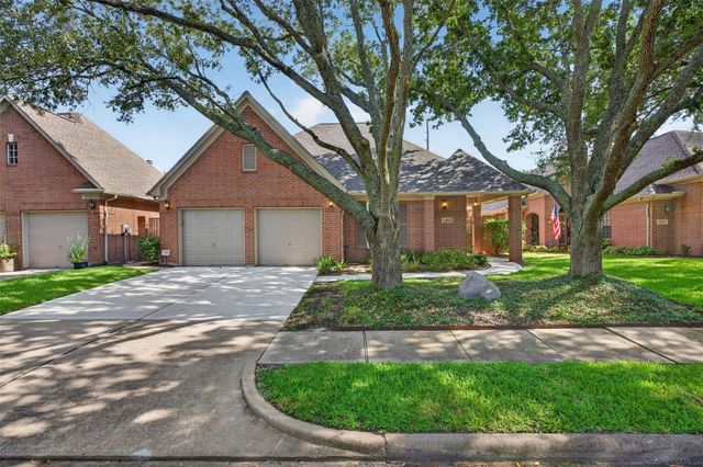 13911 Carriage Walk, Houston, TX, 77077