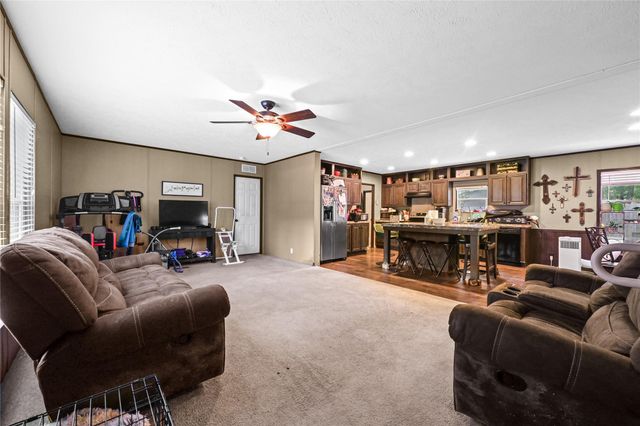 12617 Hwy 105, Cleveland, TX, 77327