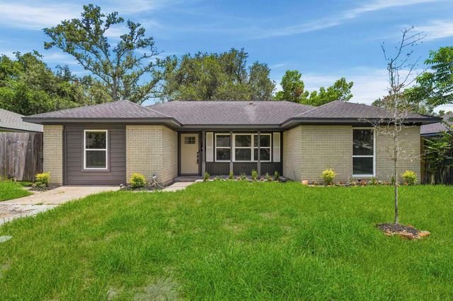 913 Meadowlane
