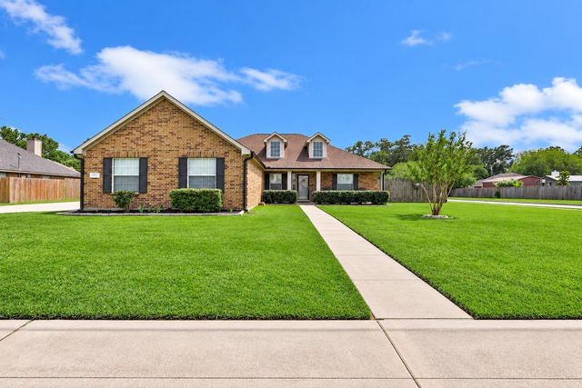  200 Milo St, Dayton, TX 77535