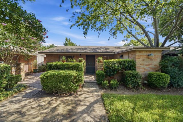  1529 Wirt Rd #60, Houston, TX 77055