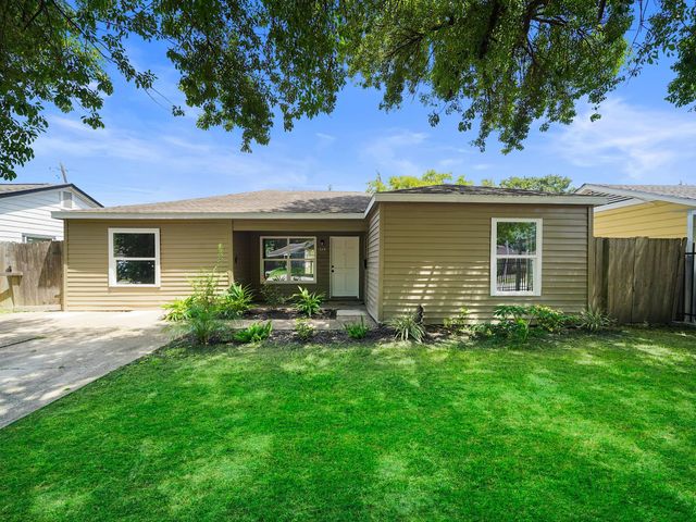  8771 Josie St, Houston, TX 77029