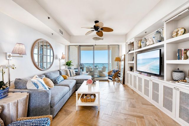  801 E Beach Dr BC1910, Galveston, TX 77550