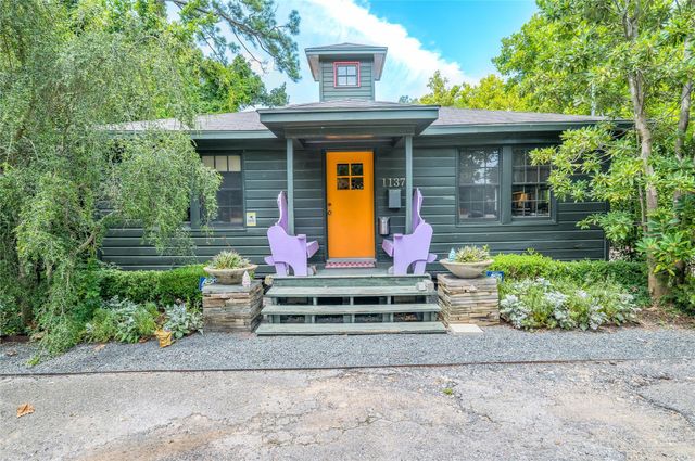 1137 26th, Houston, TX, 77008