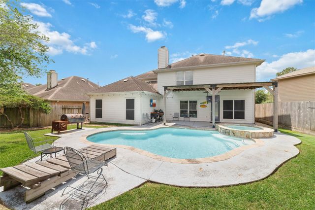  19630 Nara Vista Drive Dr, Tomball, TX 77377