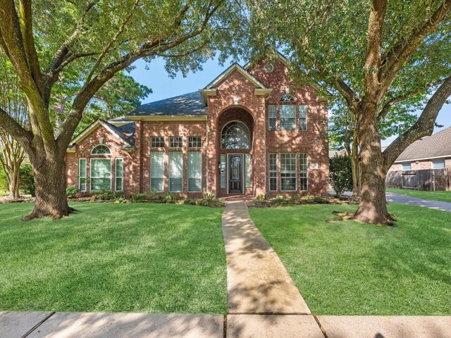 15603 Twisting Springs