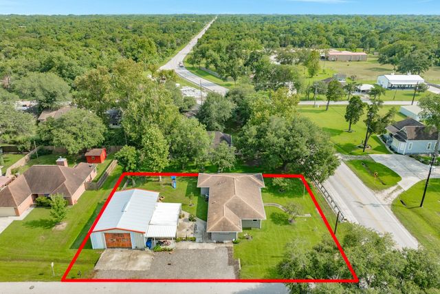  5501 Main St, Santa Fe, TX 77510