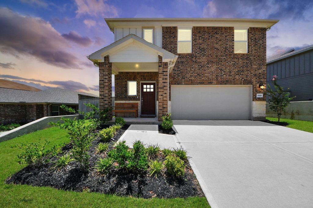 1929 Oregon White Oak Dr, Conroe, TX 77304 cover photo. Doors Open Tour advertisement.