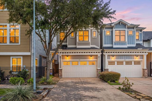  1024 Alexander Street St, Houston, TX 77008