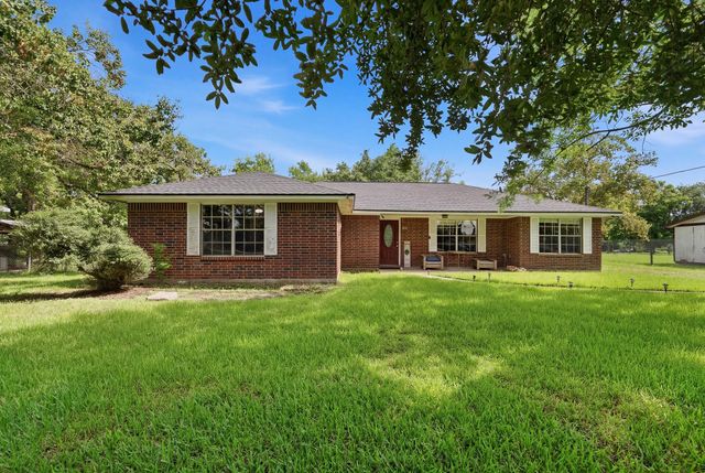5040 County Road 31, Angleton, TX, 77515