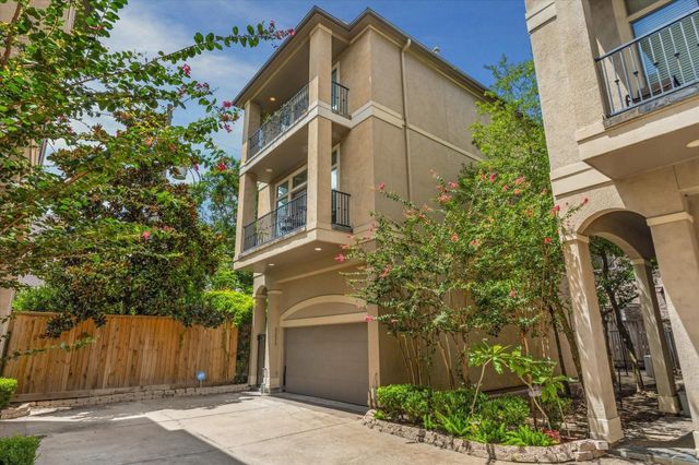 6830 Staffordshire, Houston, TX, 77030