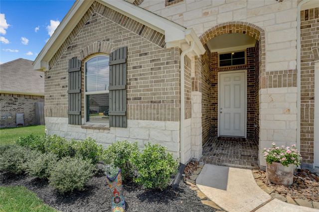 7046 Terra Dr, Manvel, TX 77578