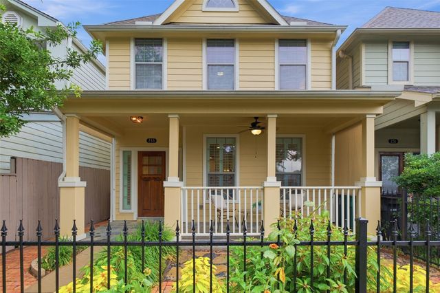 233 26th, Houston, TX, 77008
