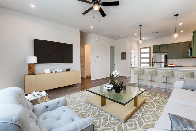 142 PORTER ST