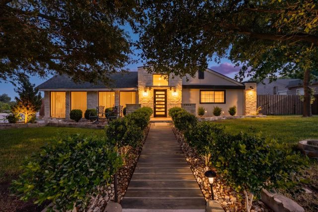 1402 James, Garland, TX, 75042