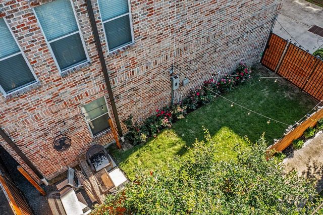 1028 Patterson, Houston, TX, 77007