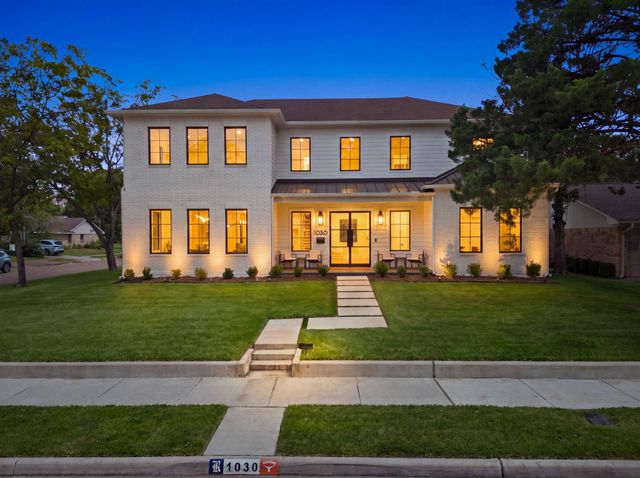  1030 Chamboard Ln, Houston, TX 77018