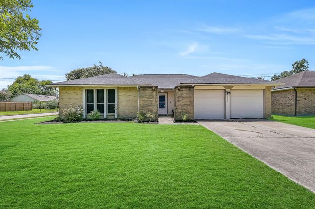 2503 Bisontine, Friendswood, TX, 77546