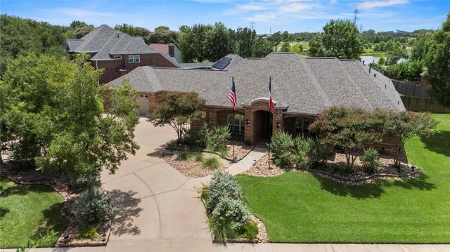  8606 Meadowview Ct, Jersey Village, TX 77040