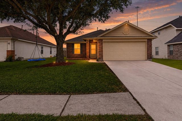  3911 Braden Dr N, Houston, TX 77047