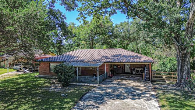 1014 River, Goodrich, TX, 77335