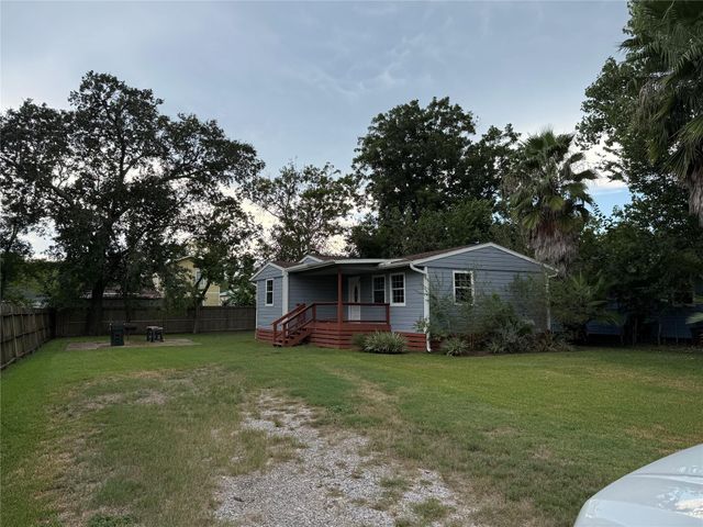 4308 6th, Bacliff, TX, 77518