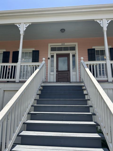 1319 Postoffice, Galveston, TX, 77550