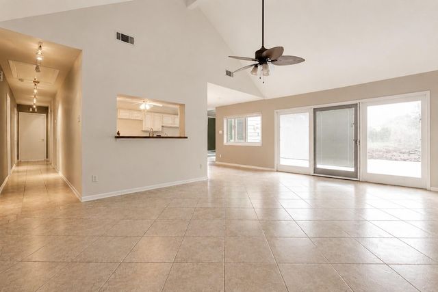  13103 Rincon Dr, Houston, TX 77077