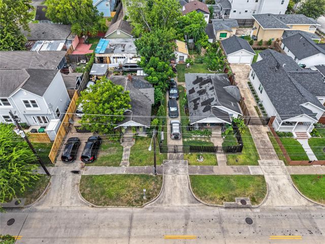 1811 and  Studewood, Houston, TX, 77008