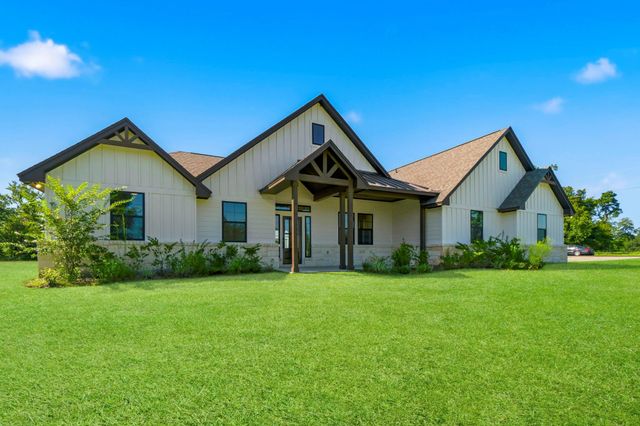  1322 PR 1313, Centerville, TX 75833