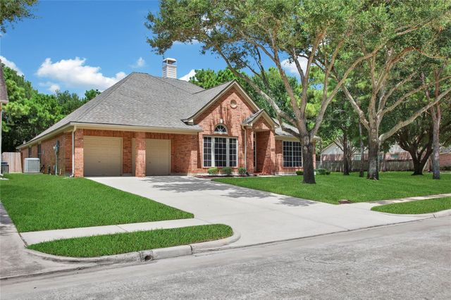23638 Litchfield Bend