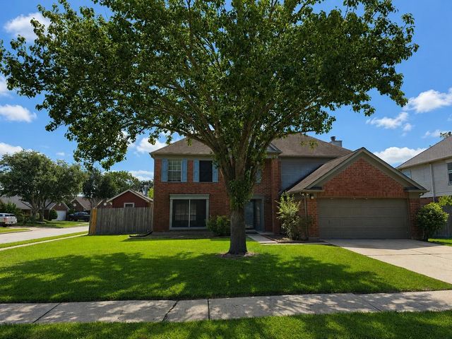  3901 Spring Garden Dr, Pearland, TX 77584