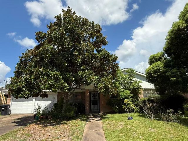 8603 Braes River, Houston, TX, 77074