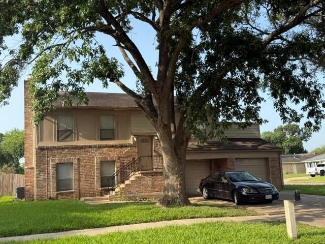  1927 Overbrook Cir, Missouri City, TX 77459