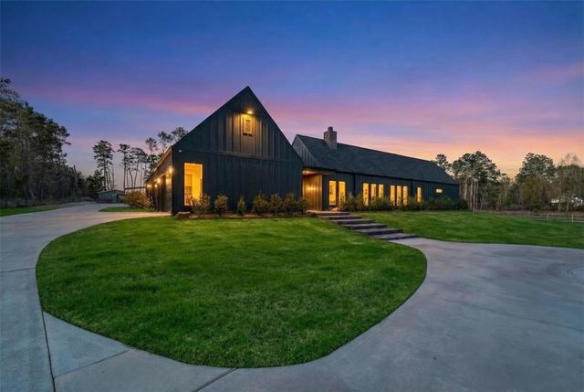  10202 Woodlane Blvd, Magnolia, TX 77354