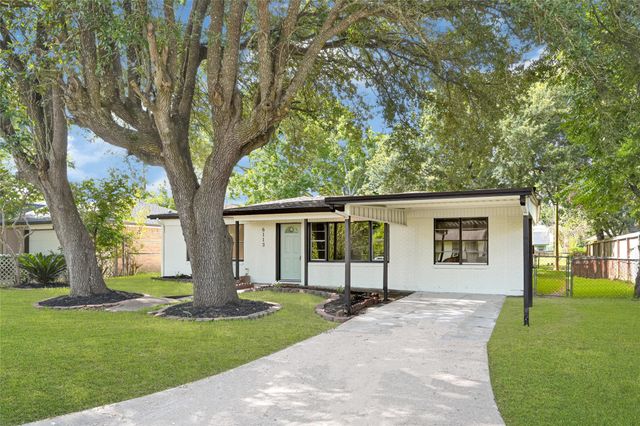 6113 Diamond, Texas City, TX, 77591