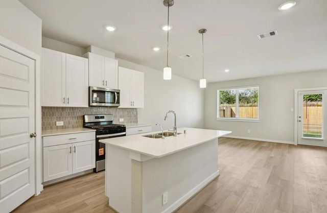720 Sand Dollar, Kemah, TX, 77565