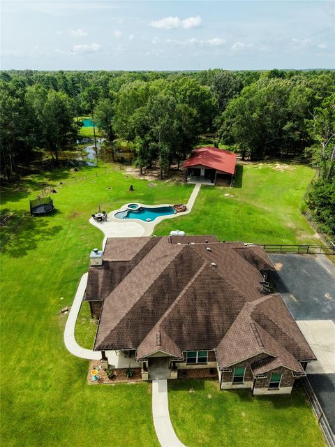 675 Somerset Trail, Point Blank, TX, 77364