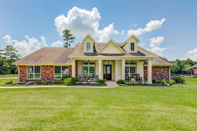  7219 Bayou Timber Dr, Alvin, TX 77511