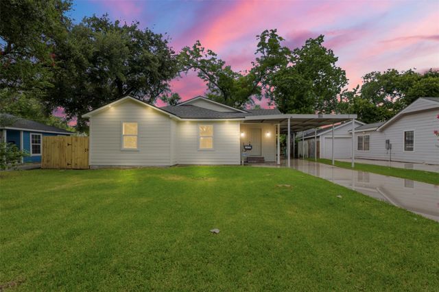 1415 Taylor