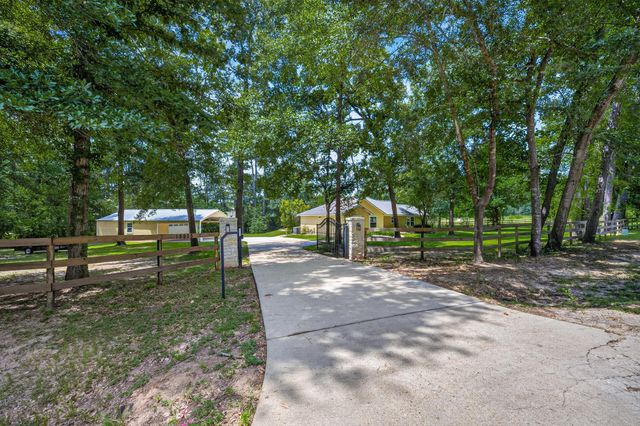  15515 Rue Ann St, Montgomery, TX 77316