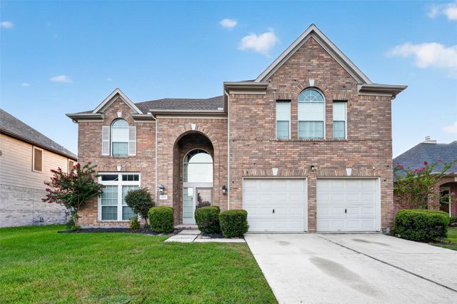  4907 Elmwood Ct, Baytown, TX 77521