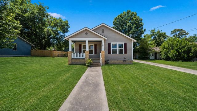 1802 Marjorie, Brenham, TX, 77833