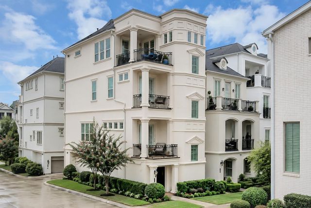  852 Dunleigh Meadows Ln, Houston, TX 77055