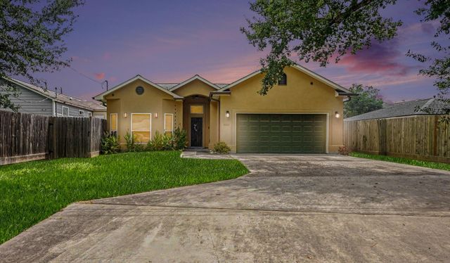 8302 Shotwell, Houston, TX, 77016