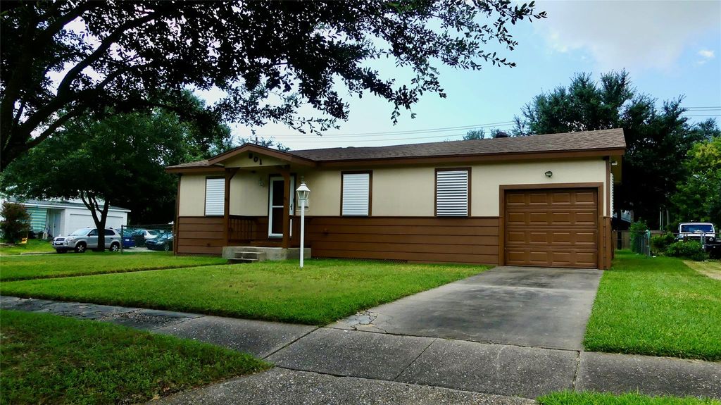 801 19th Ave N, Texas City, TX 77590 cover photo. Doors Open Tour advertisement.