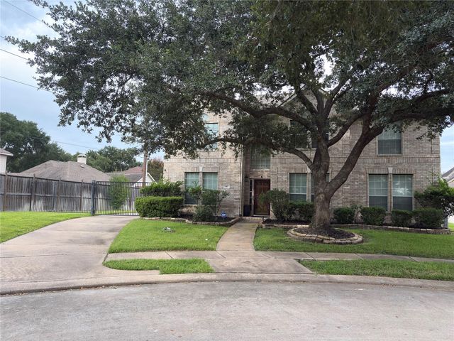  403 Green Stone Ct, Houston, TX 77094