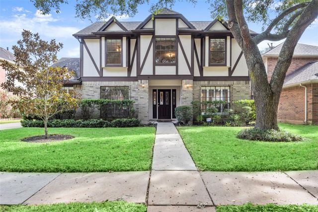  2415 Parkwood Ln, Sugar Land, TX 77479